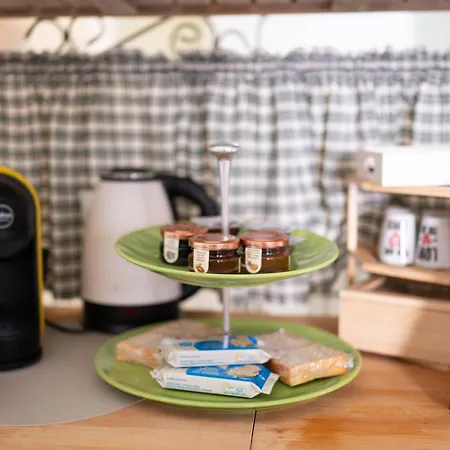 Kelly Tea House Apartment *